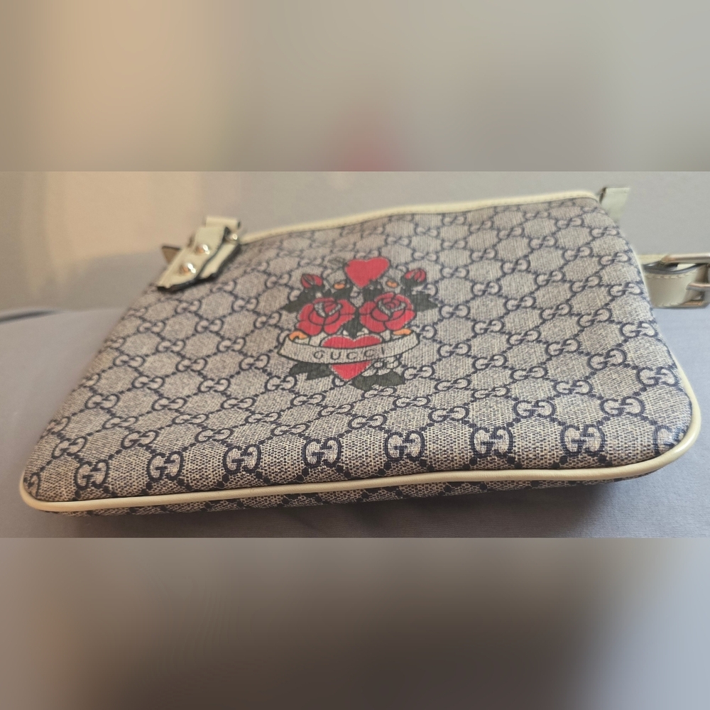 Gucci GG Supreme Coated Canvas Tattoo Collection Crossbody With Dust Bag - Picture 13 of 16